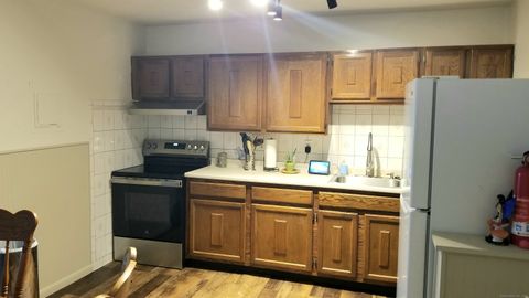 Tiny photo for 75 Balance Rock Road #APT 11, Seymour, CT 06483 (MLS # 24151646)