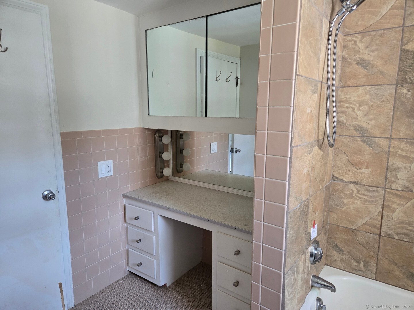 418 Horton Hill Road, Naugatuck, Connecticut image 10