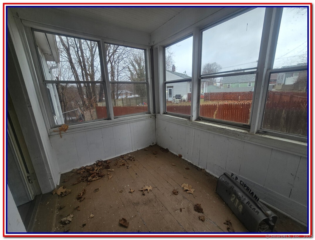 214 W Thames Street, Norwich, Connecticut image 11