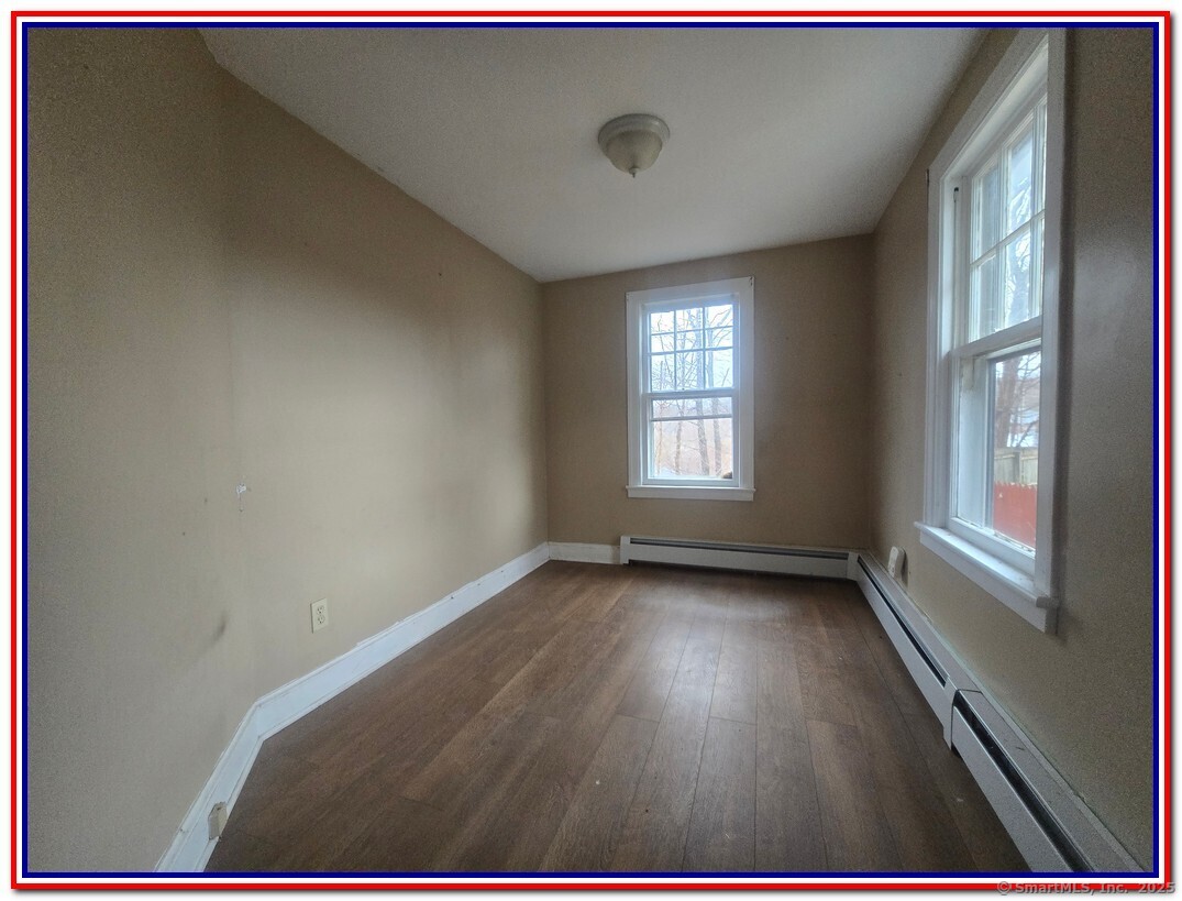 214 W Thames Street, Norwich, Connecticut image 9