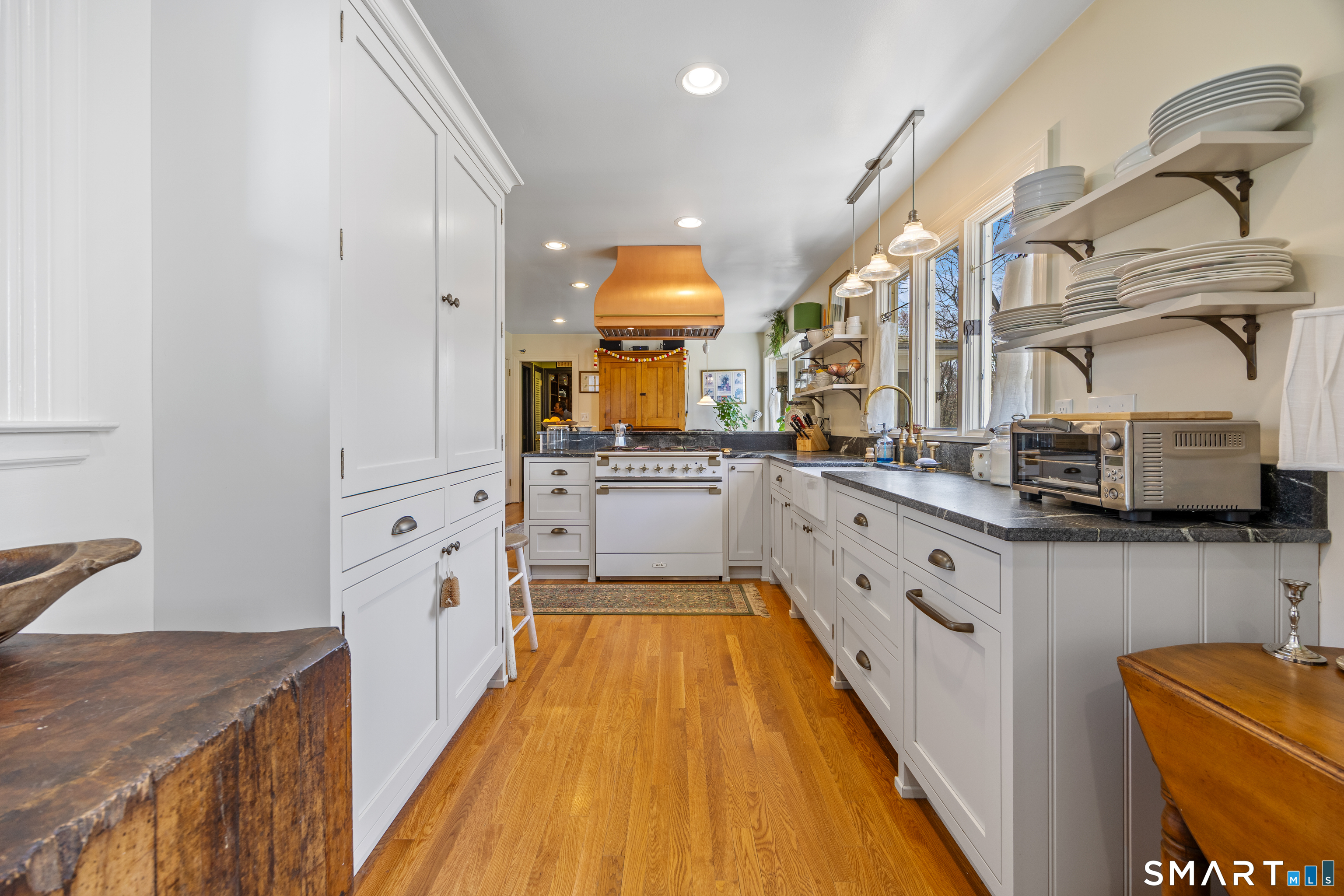 303 Beacon Hill Drive