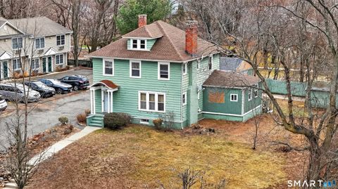 Photo of 170 Huntington Turnpike, Bridgeport, CT 06610 (MLS # 24162799)