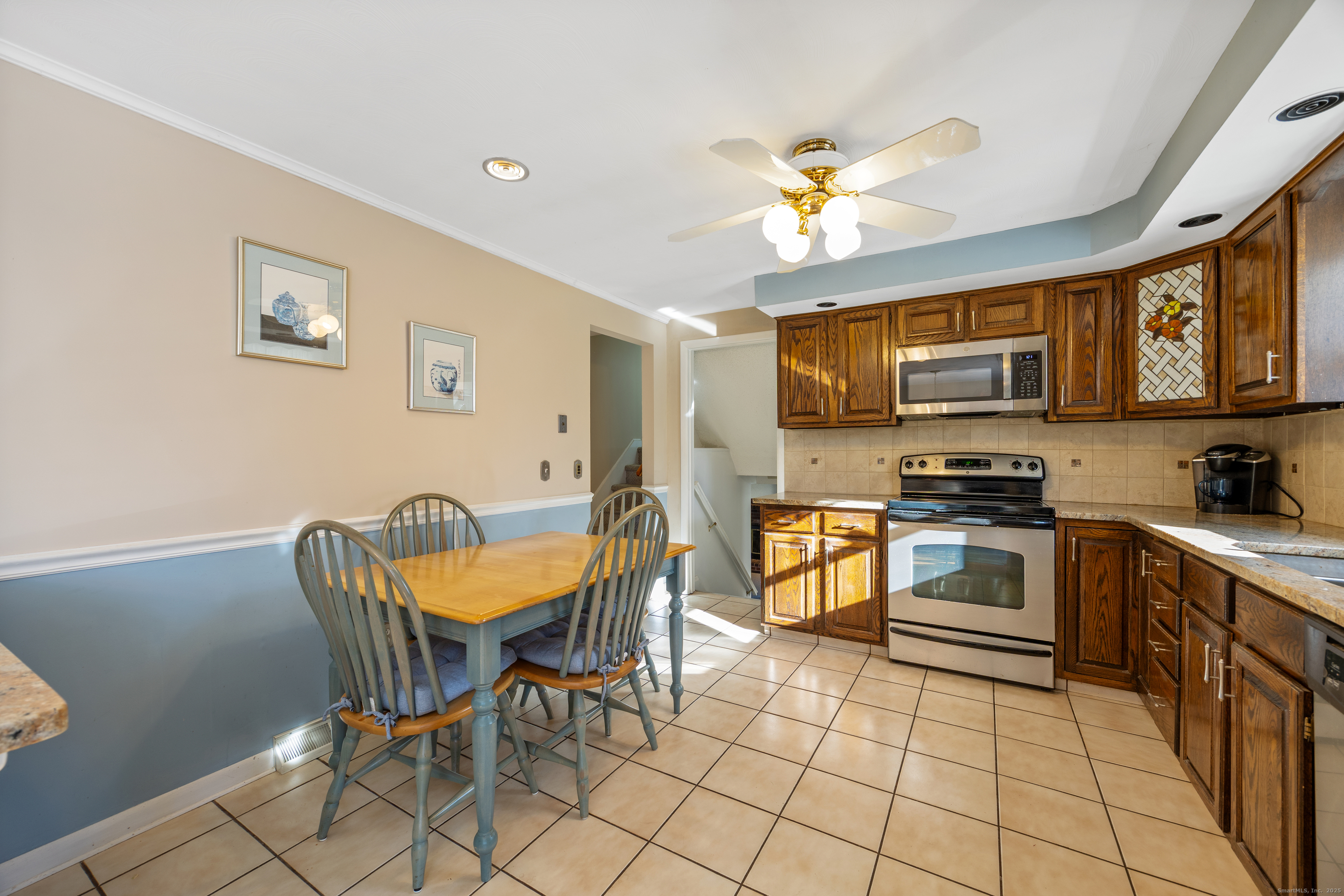 North Haven, Connecticut 06473, United States, 3 Bedrooms Bedrooms, ,2 BathroomsBathrooms,Residential,Coming Soon,249361