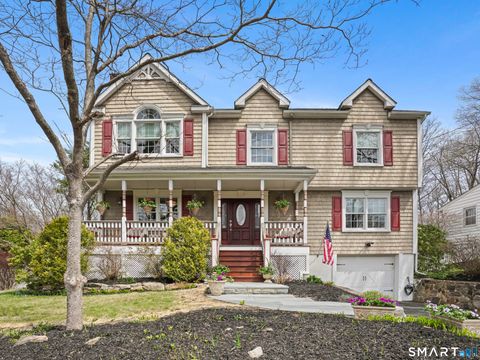 82 Ramapoo Road Ridgefield CT 06877