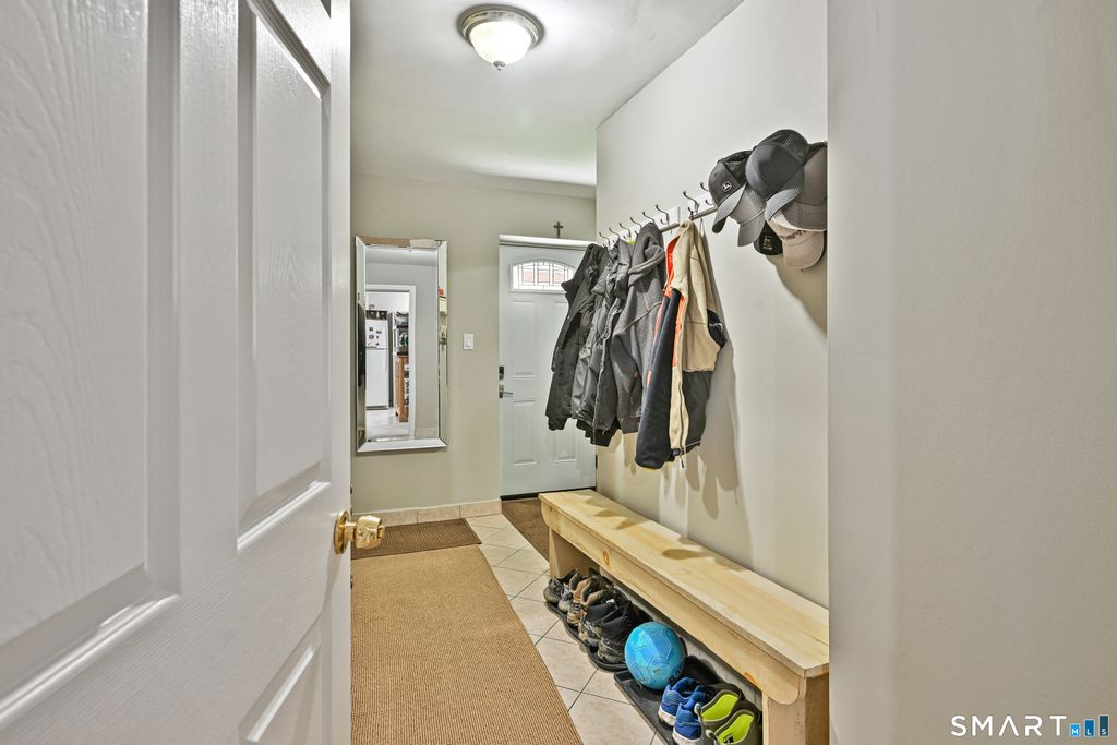 Photo of 125 Joffre Avenue, Stamford, CT 06905 (MLS # 24168772)