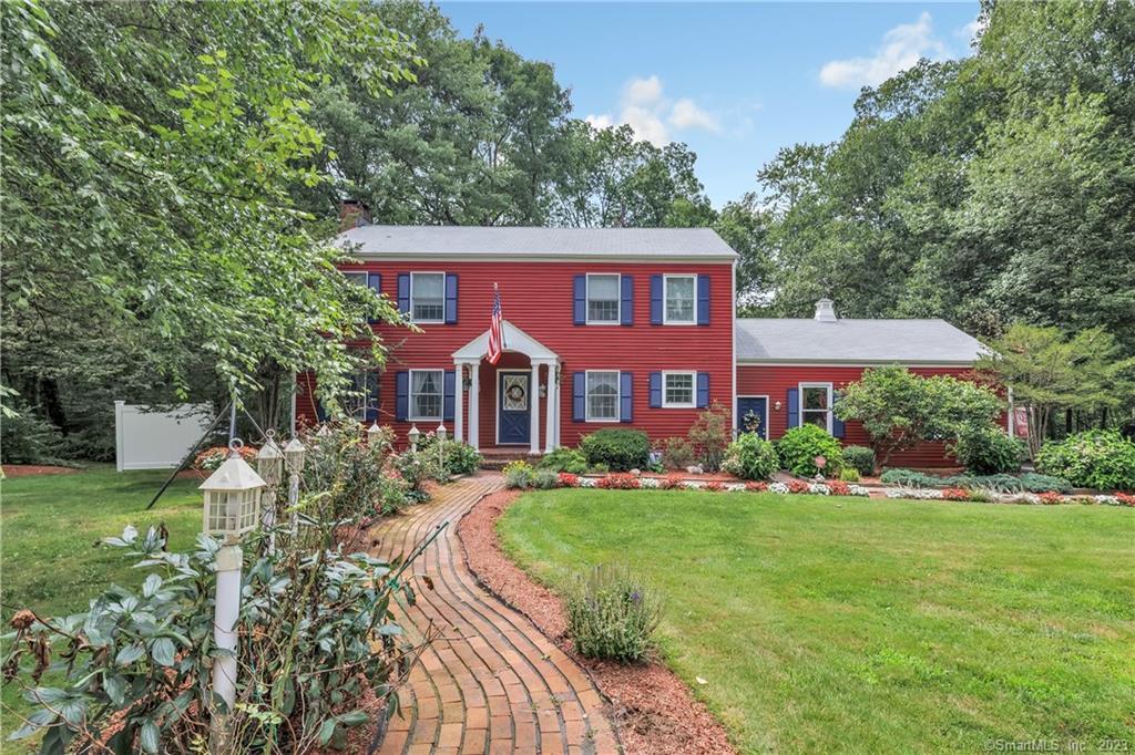 View Easton, CT 06612 house