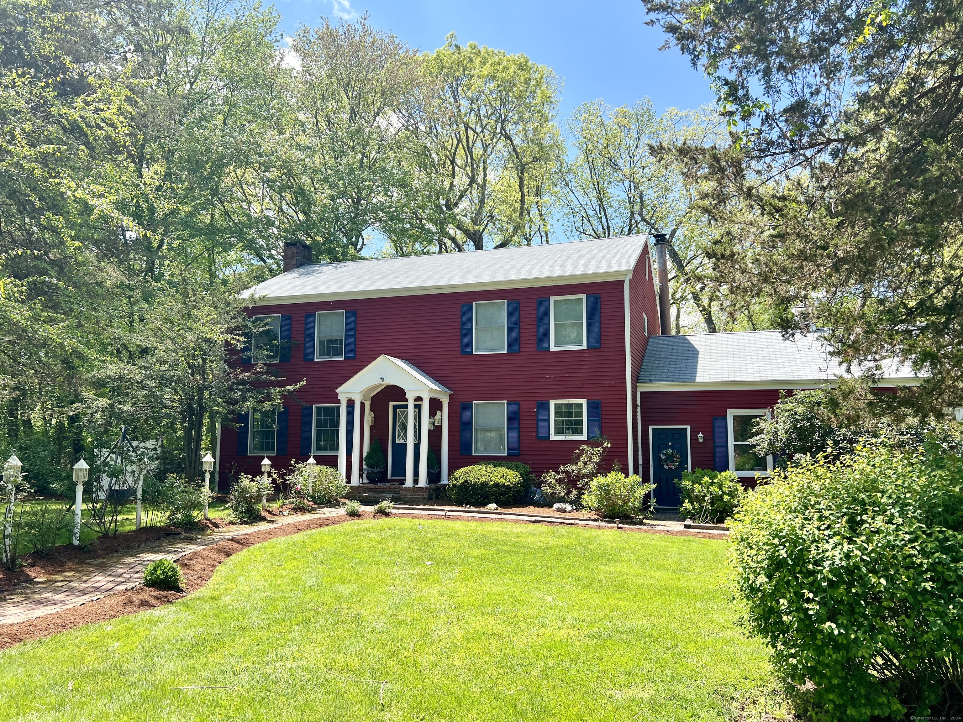Property for Sale at 40 Burroughs Road, Easton, Connecticut - Bedrooms: 4 
Bathrooms: 3 
Rooms: 8  - $779,000