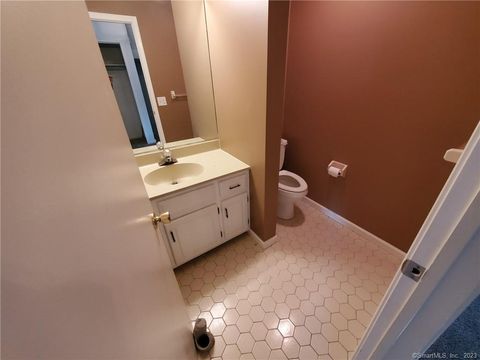 Tiny photo for 27 Crows Nest Lane #6D, Danbury, CT 06810 (MLS # 24155192)