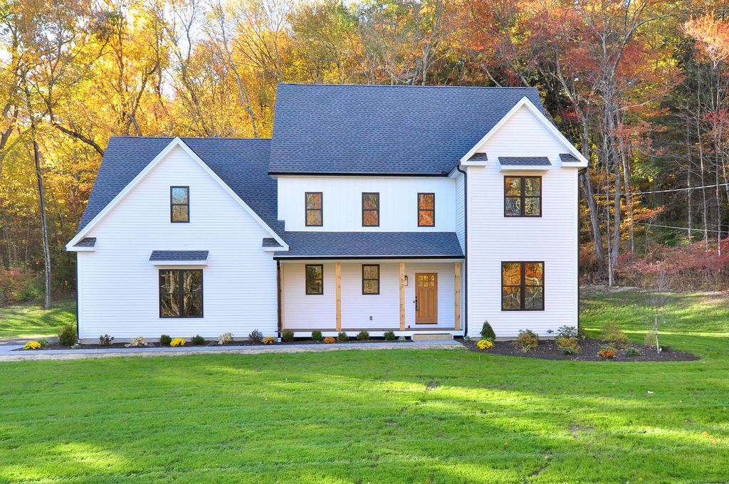 Photo of 152 East Hill Road, Canton, CT 06019 (MLS # 24130229)
