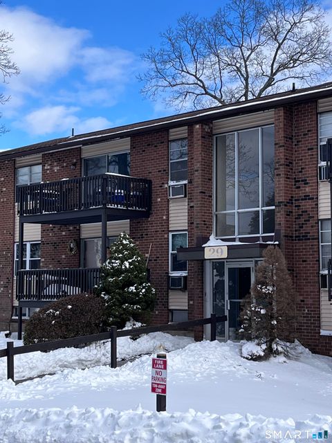 29 Balance Rock Road APT 5 Seymour CT 06483