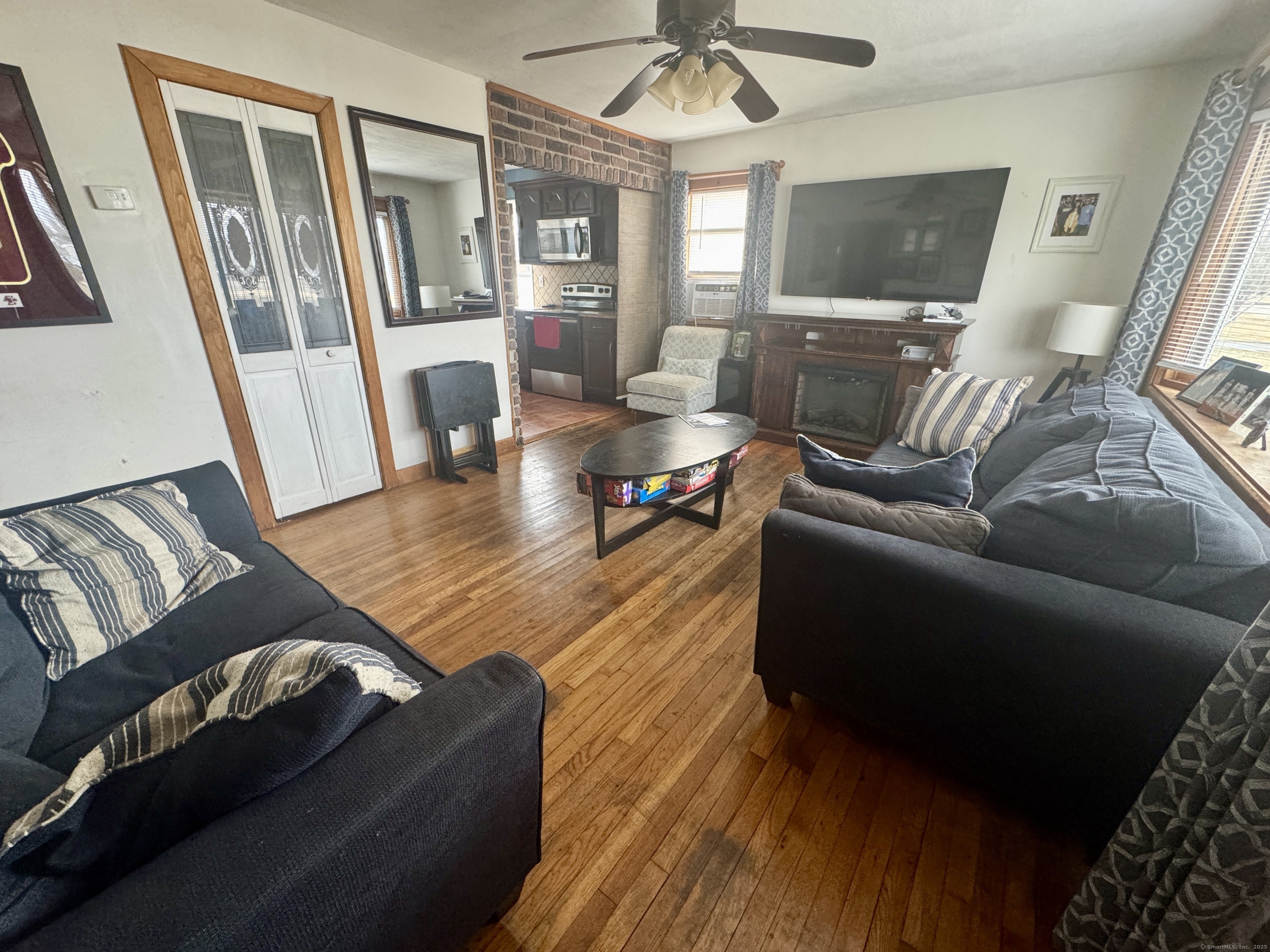 35 Fair Sailing Road, West Haven, Connecticut image 10