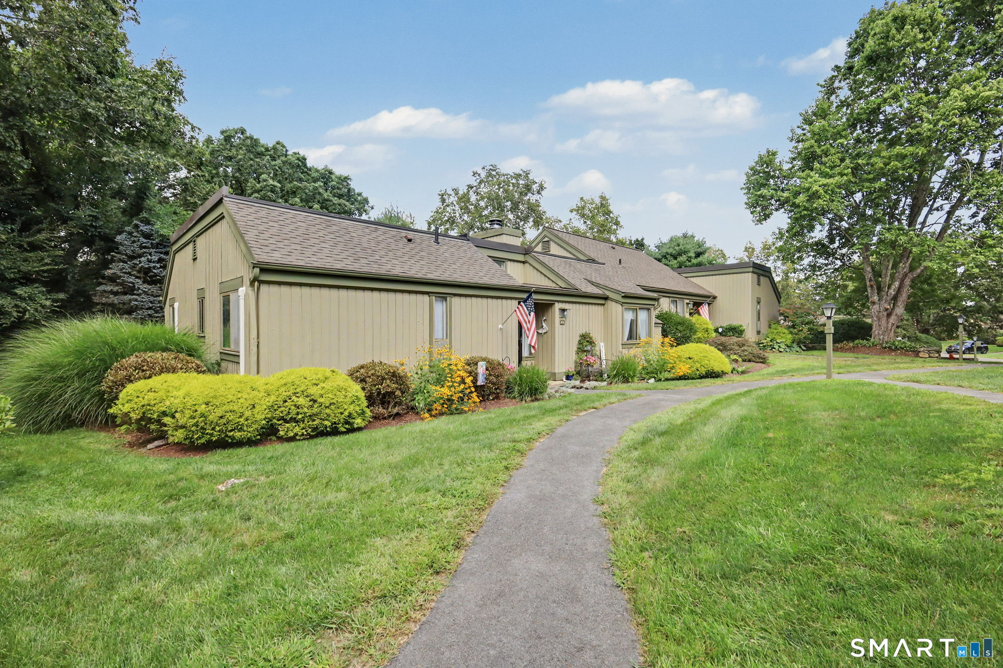 4 Heritage Circle A