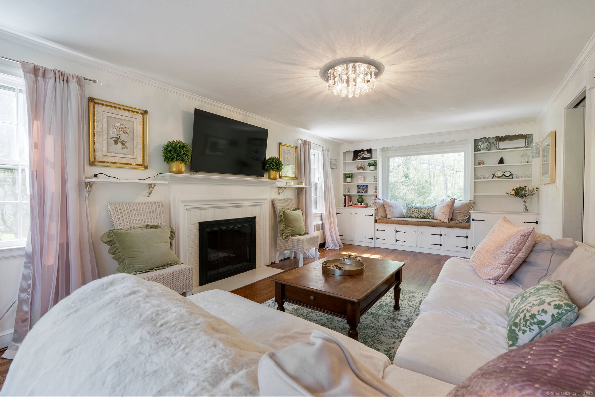 90 Sheep Hill Drive, West Hartford, Connecticut image 6