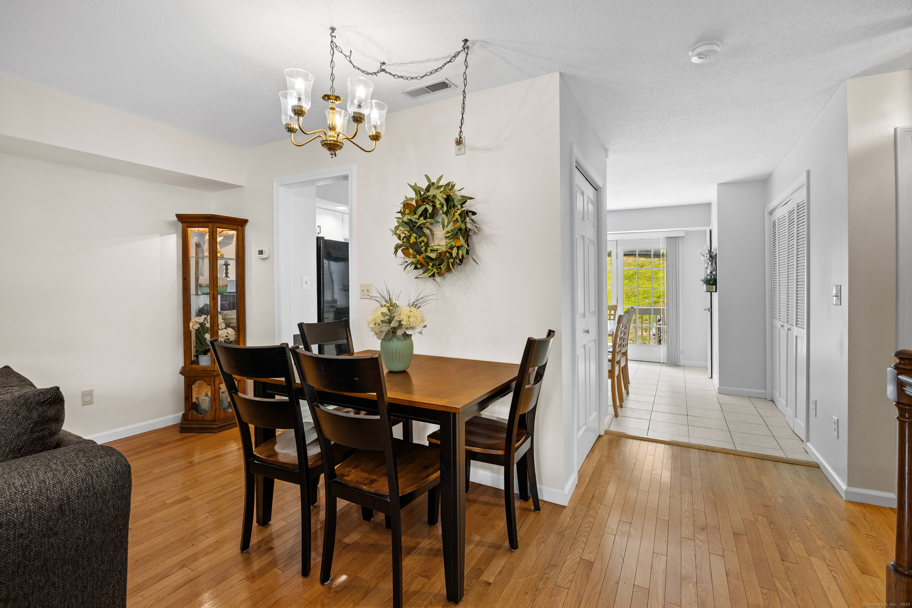 20 Wolf Hill Road 4D