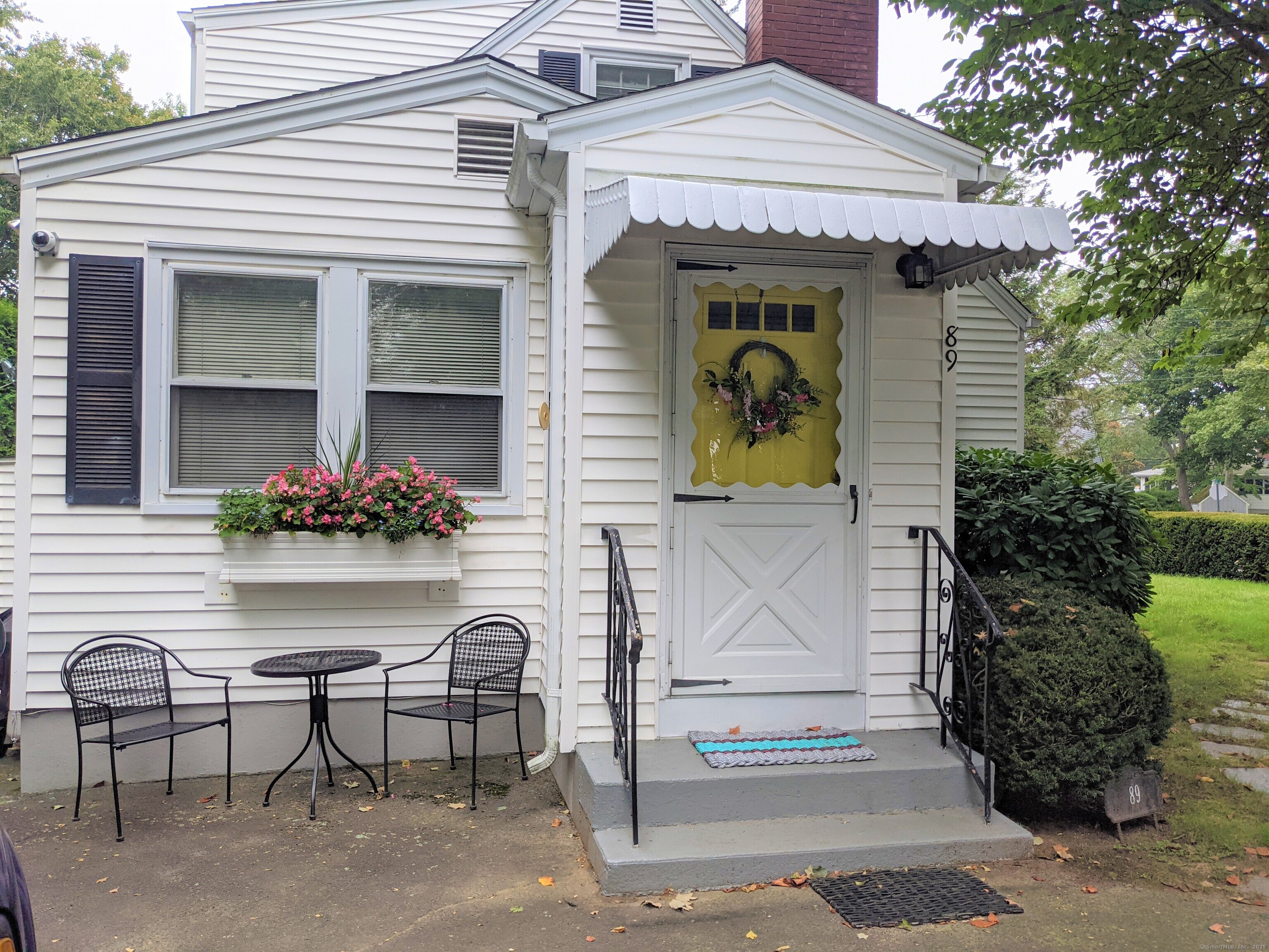 89 Grove Beach Road South