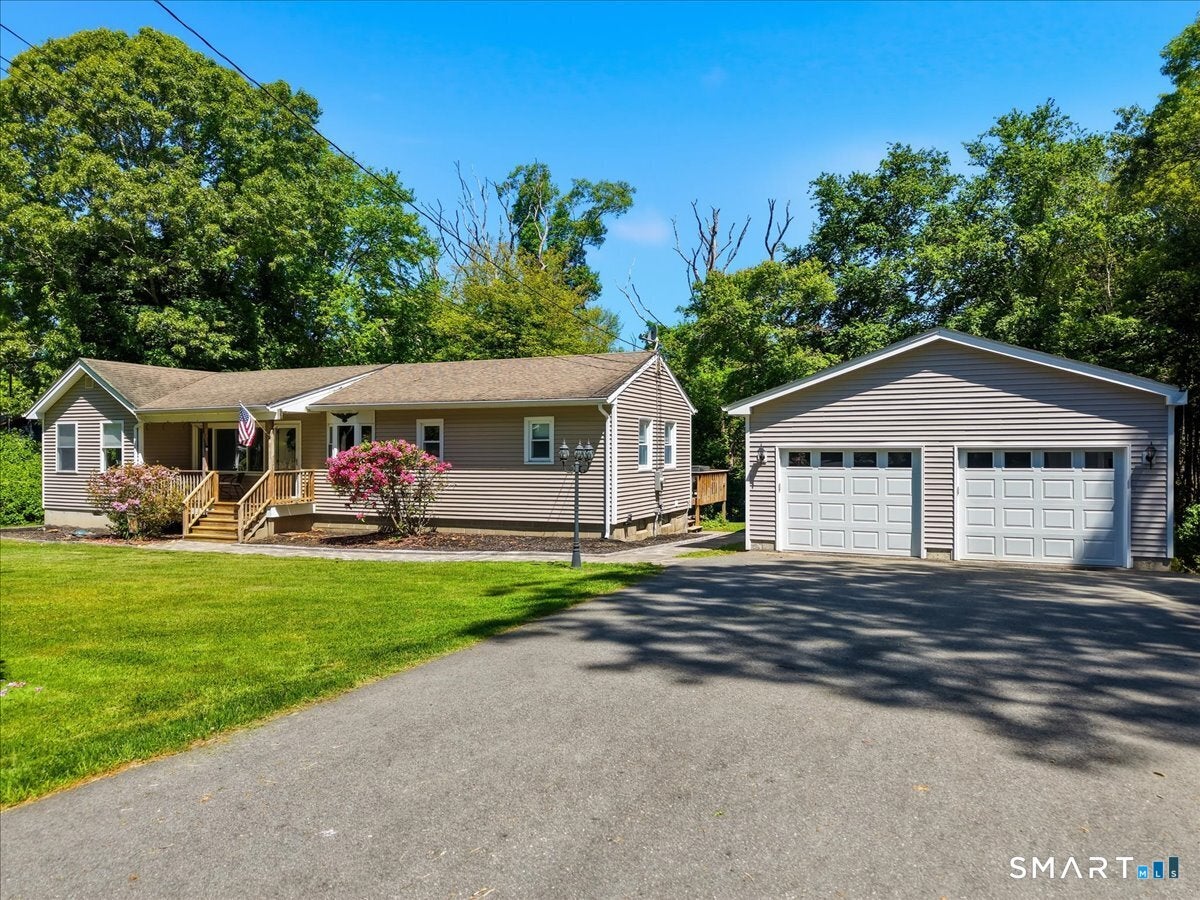 860 Long Cove Road
