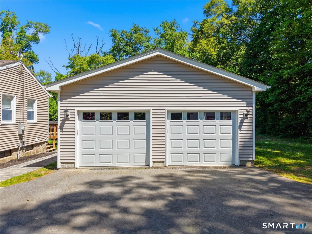 860 Long Cove Road