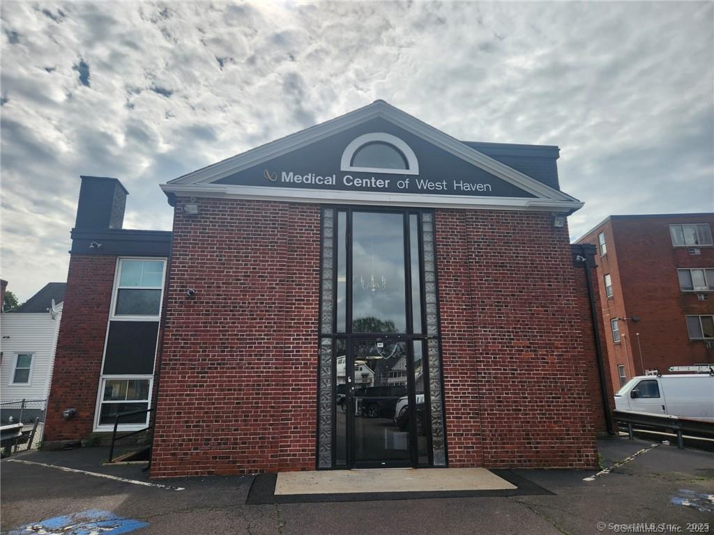 385 Main Street