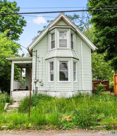 Photo of 101 Meridian Street, Meriden, CT 06451 (MLS # 24179670)