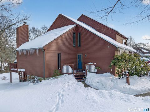 97 West Main Street APT 36 East Lyme CT 06357