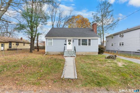 Photo of 5 Cloverhill Avenue, Bridgeport, CT 06606 (MLS # 24169892)