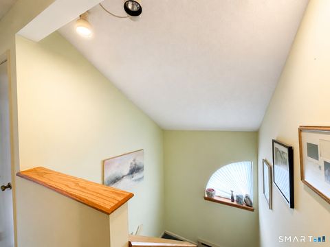 Tiny photo for 925 Oronoke Road #13J, Waterbury, CT 06708 (MLS # 24175803)