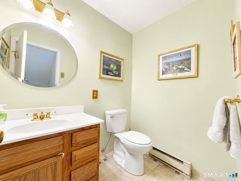 Tiny photo for 925 Oronoke Road #13J, Waterbury, CT 06708 (MLS # 24175803)