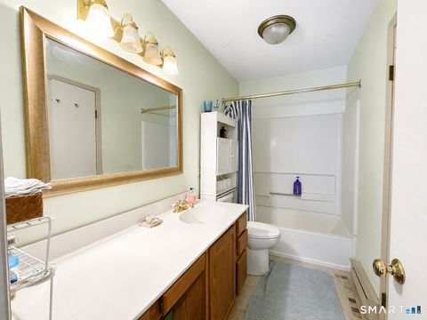 Tiny photo for 925 Oronoke Road #13J, Waterbury, CT 06708 (MLS # 24175803)