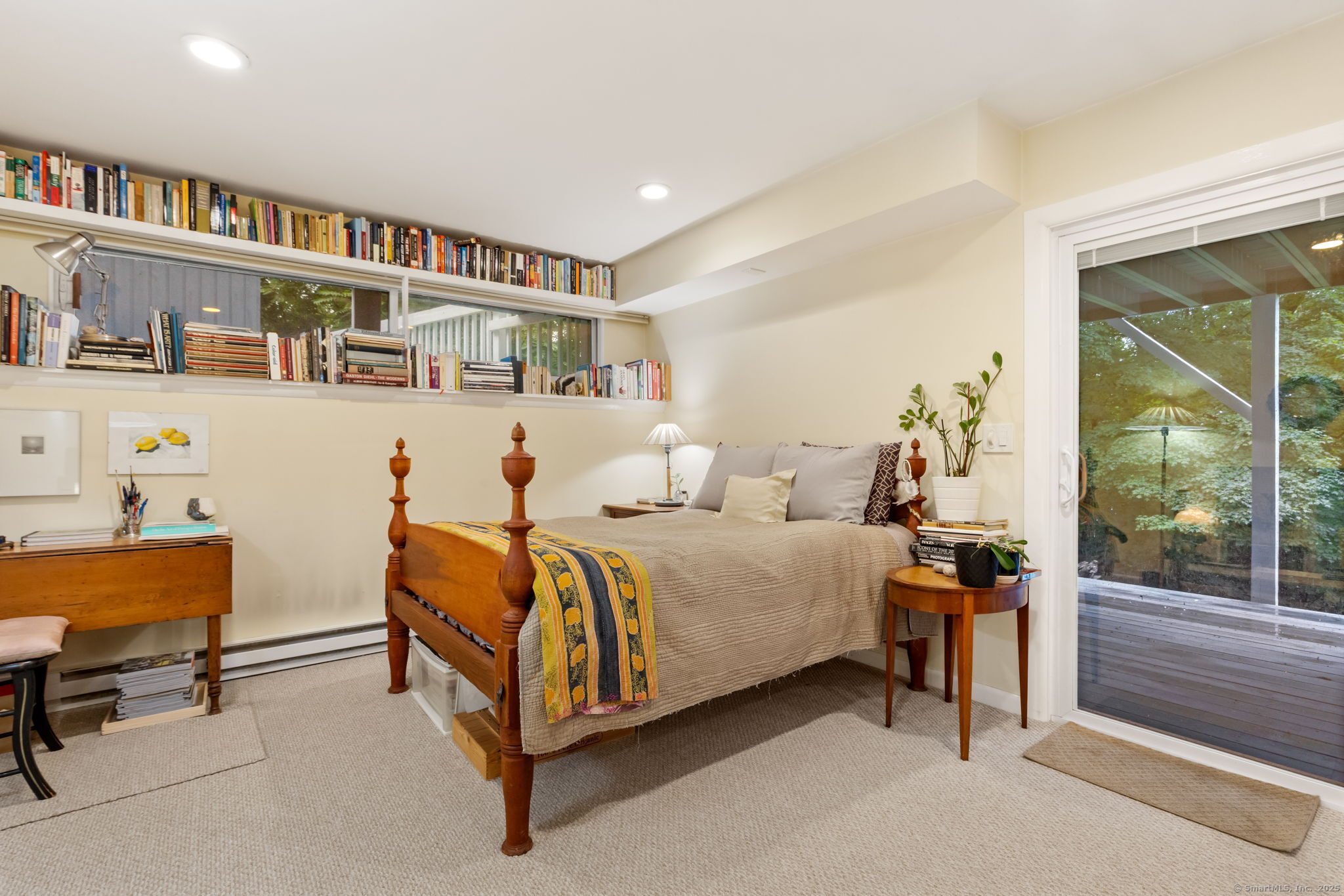 Stamford, Connecticut 06903, United States, 4 Bedrooms Bedrooms, ,3 BathroomsBathrooms,Residential,Active,177110