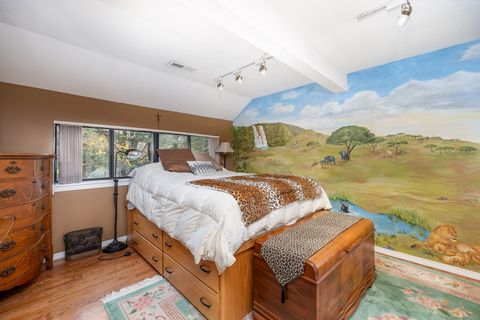 Tiny photo for 2 Highland Square #2, Avon, CT 06001 (MLS # 24133615)