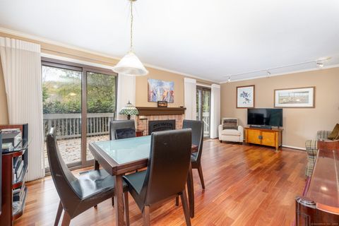 Tiny photo for 2 Highland Square #2, Avon, CT 06001 (MLS # 24133615)