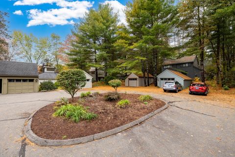 Tiny photo for 2 Highland Square #2, Avon, CT 06001 (MLS # 24133615)