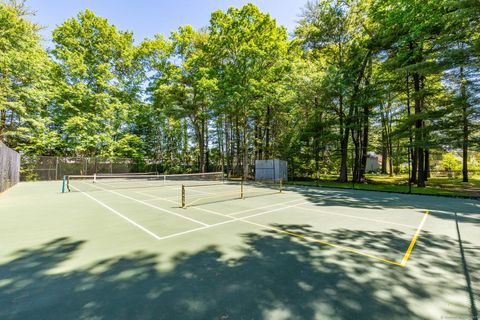 Tiny photo for 2 Highland Square #2, Avon, CT 06001 (MLS # 24133615)