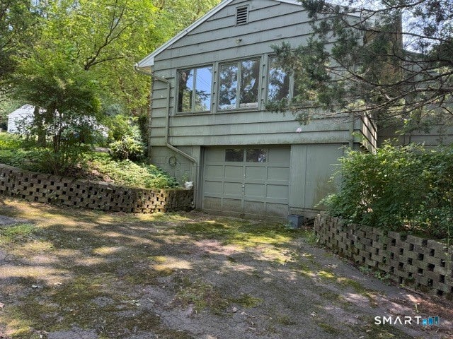 185 Green Hill Lane