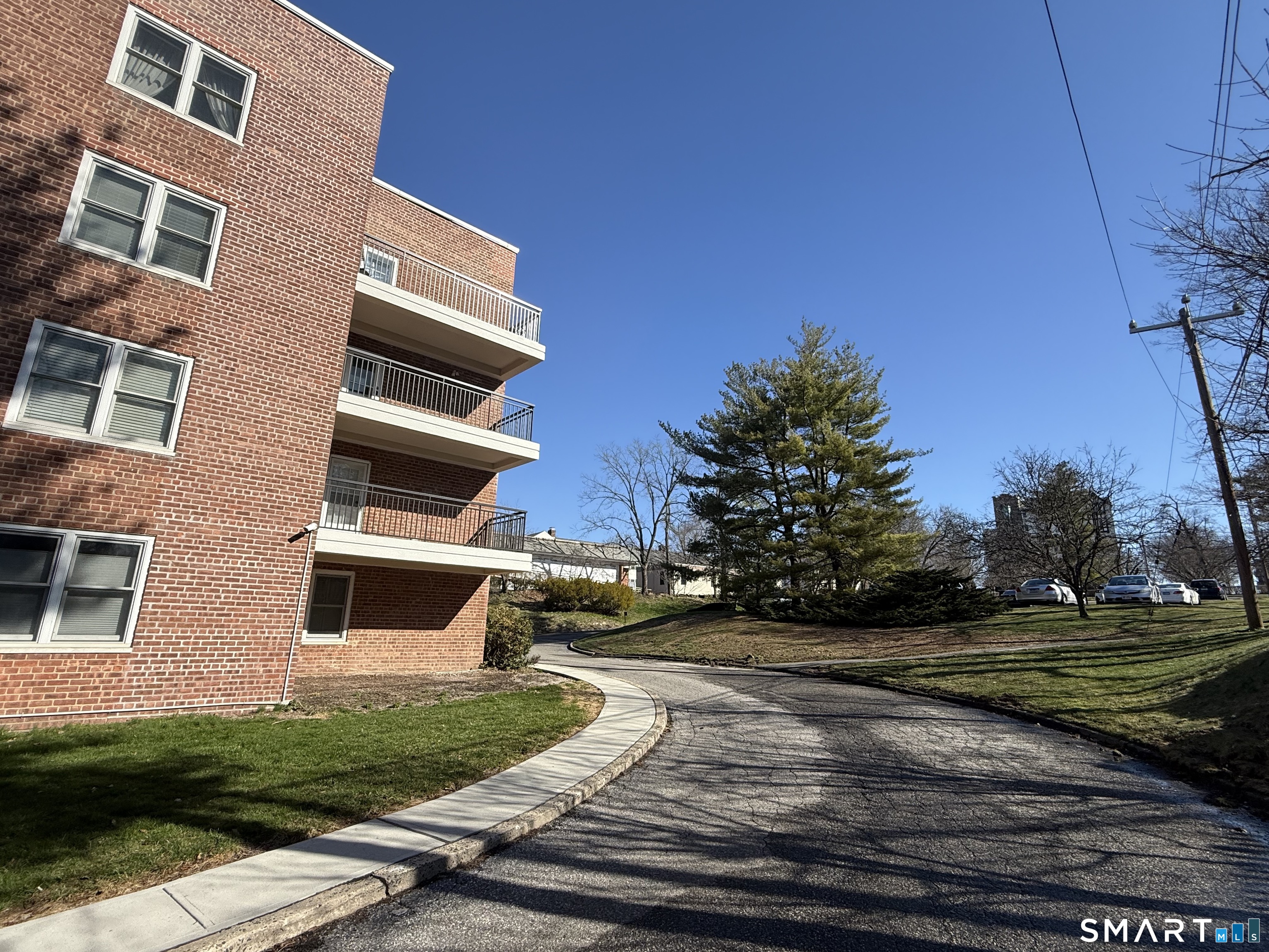 50 Lafayette Place 2H