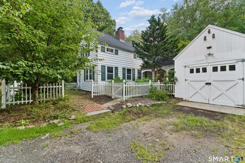 Photo of 170 S Main Street, Newtown, CT 06470 (MLS # 24203945)
