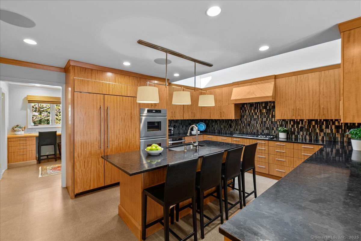 10 White Pine Lane, West Hartford, Connecticut image 14