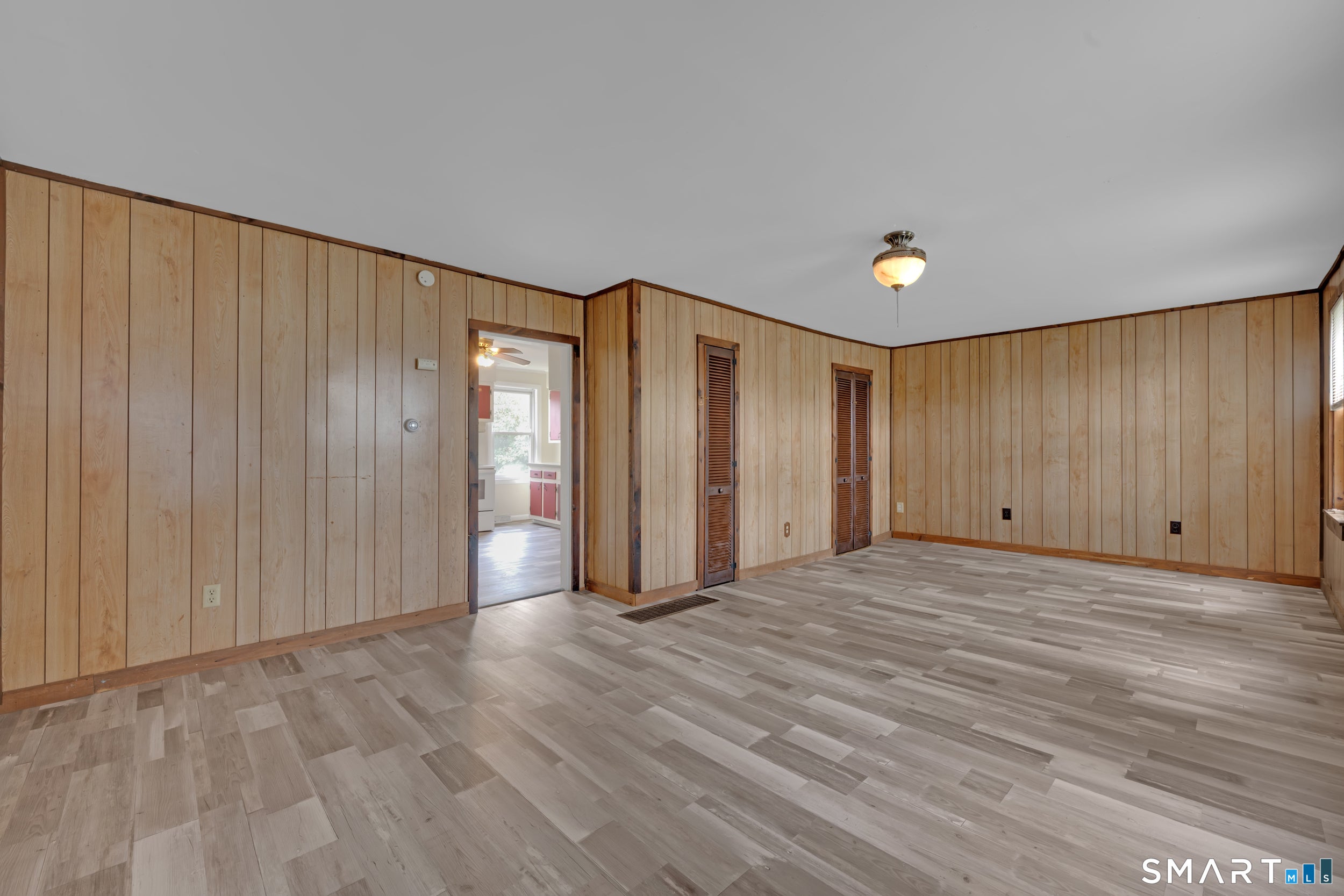 81-83 Community Avenue
