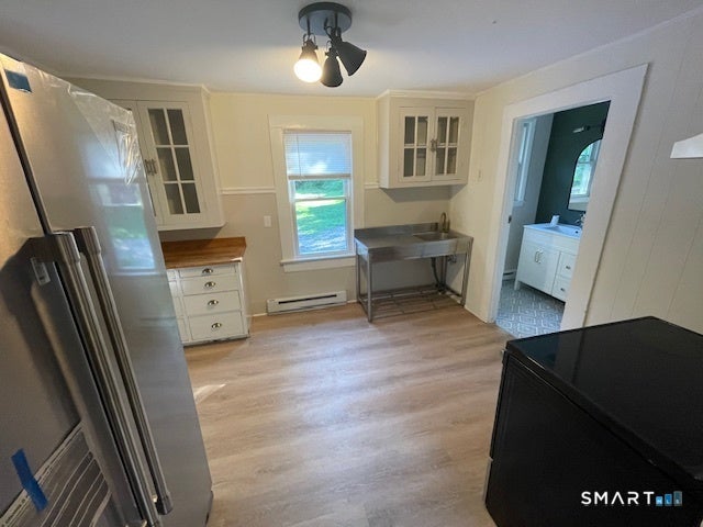 25 Maple Street A