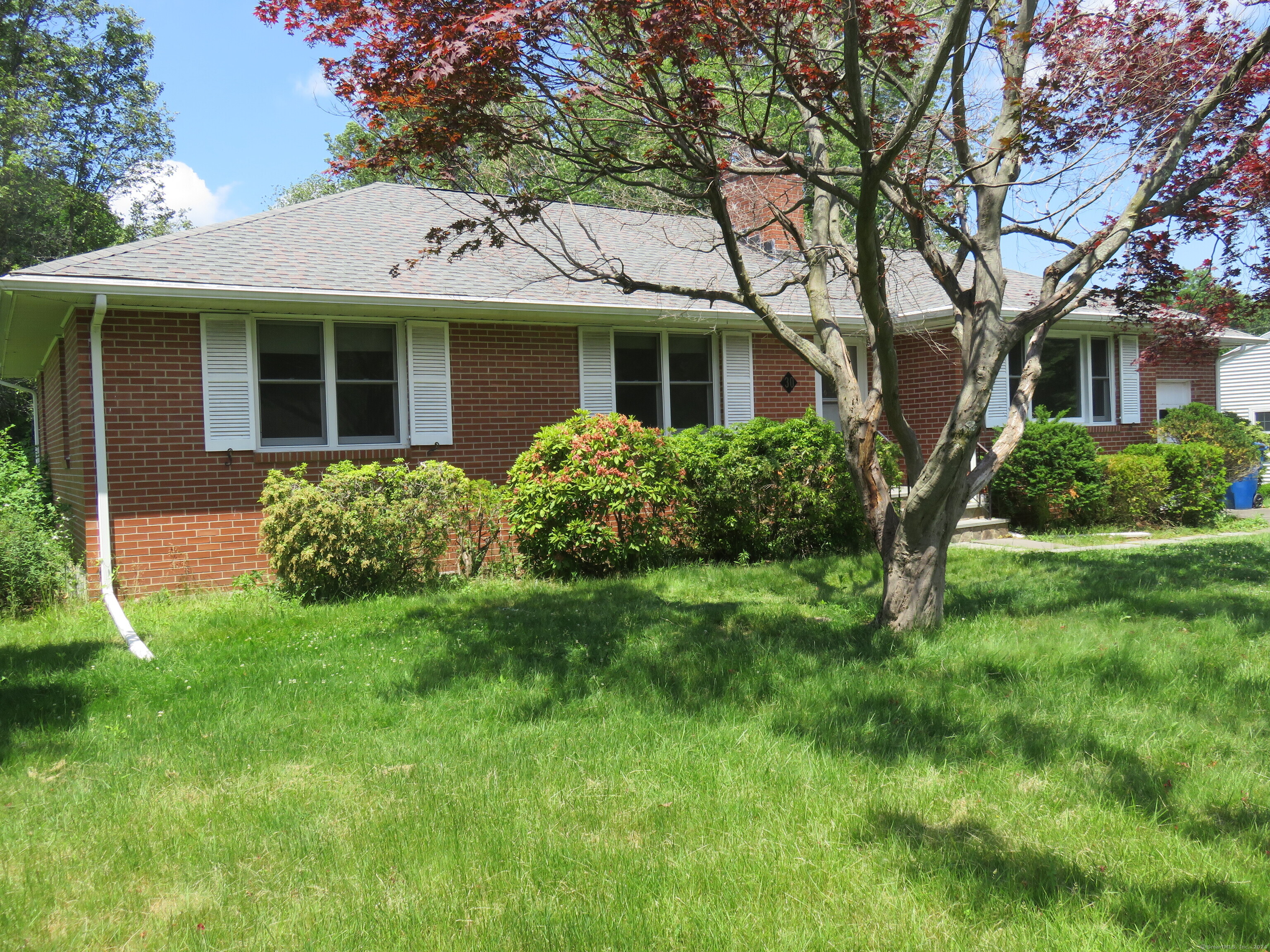 Farmington, Connecticut 06032, United States, 3 Bedrooms Bedrooms, ,2 BathroomsBathrooms,Residential,Active,99788