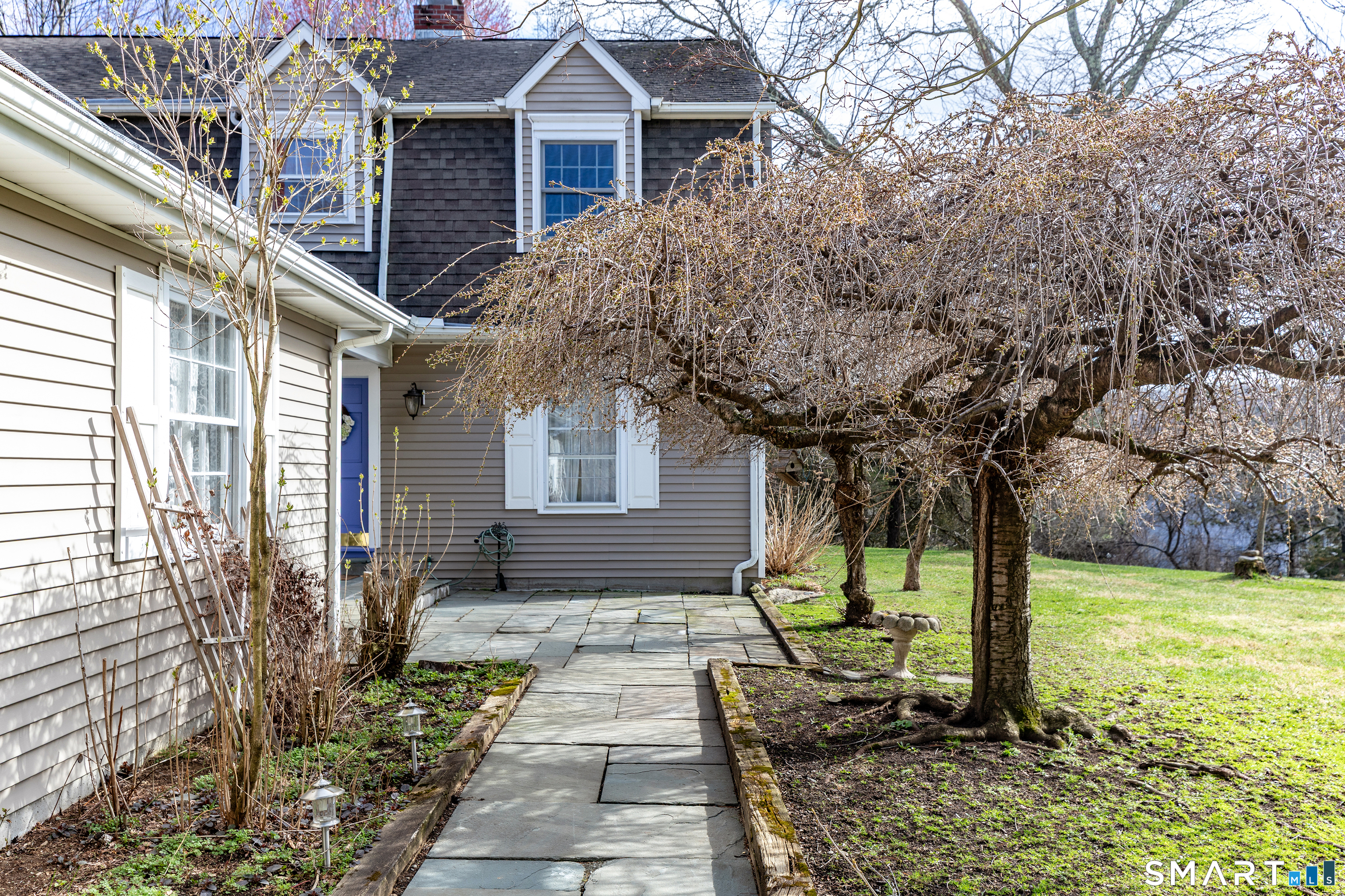 12 Quaker Ridge Road
