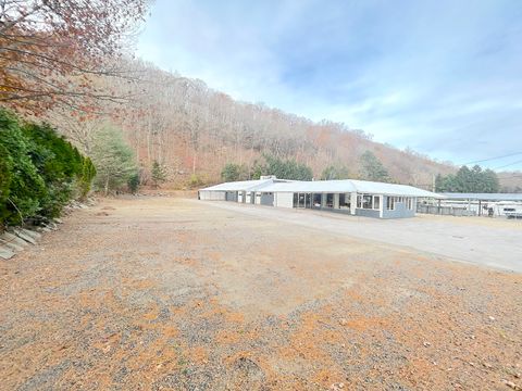 655 Danbury Road Wilton CT 06897