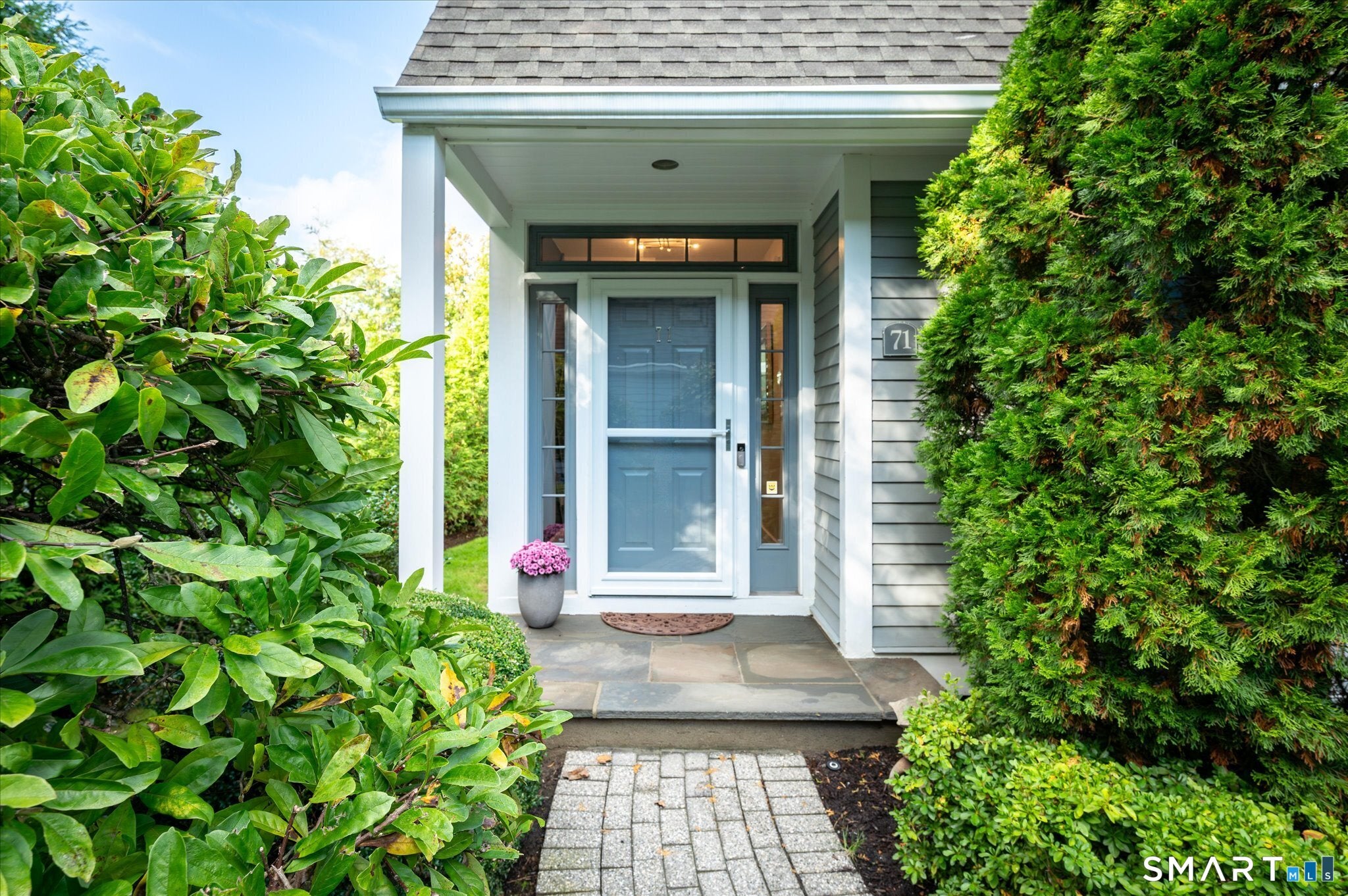 71 Hale Lane 71