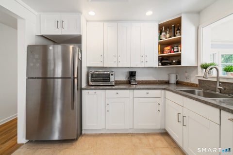 Tiny photo for 21 Fountain Terrace, New Haven, CT 06515 (MLS # 24185164)