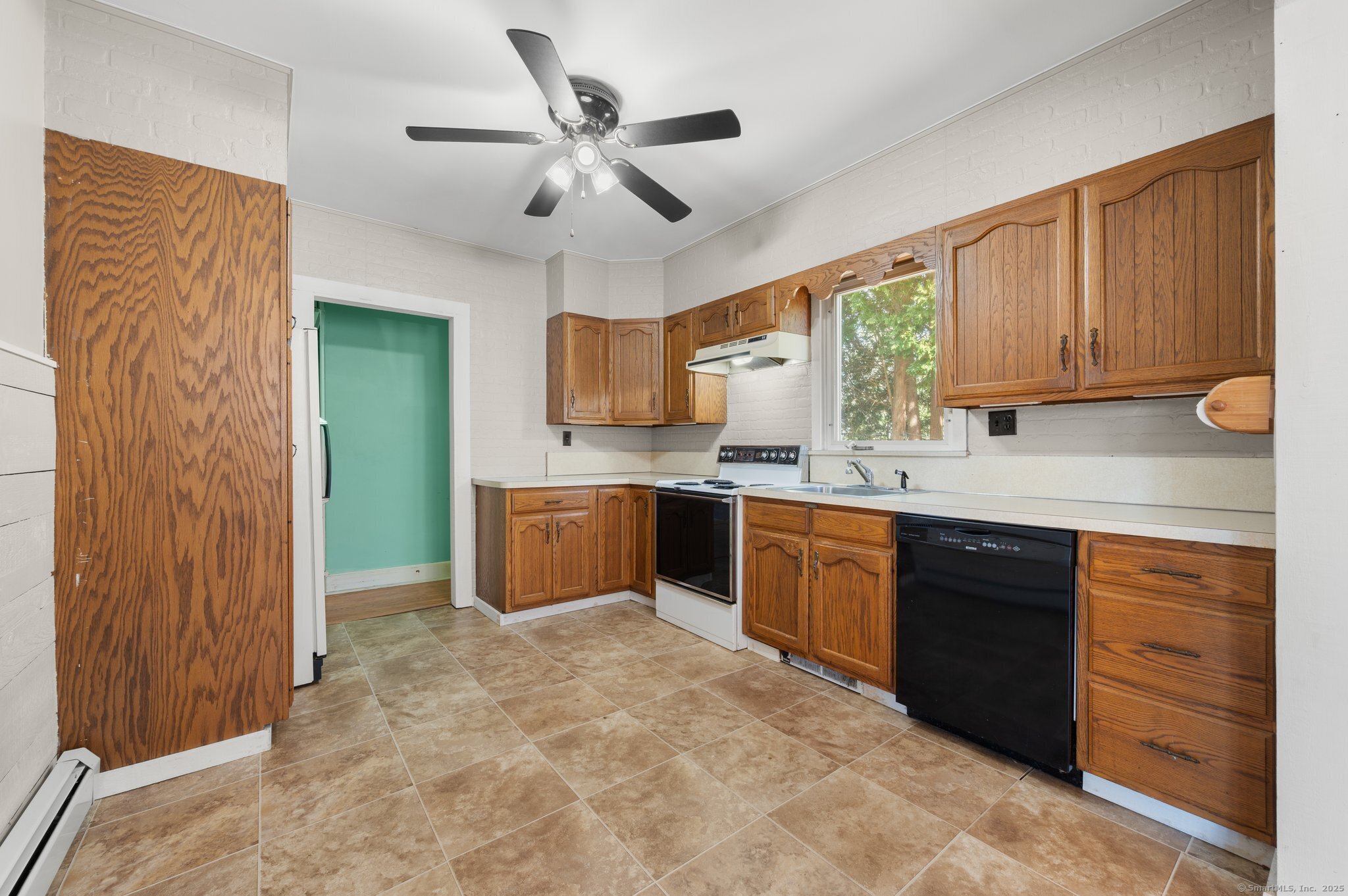 199 Harland Road, Norwich, Connecticut image 12