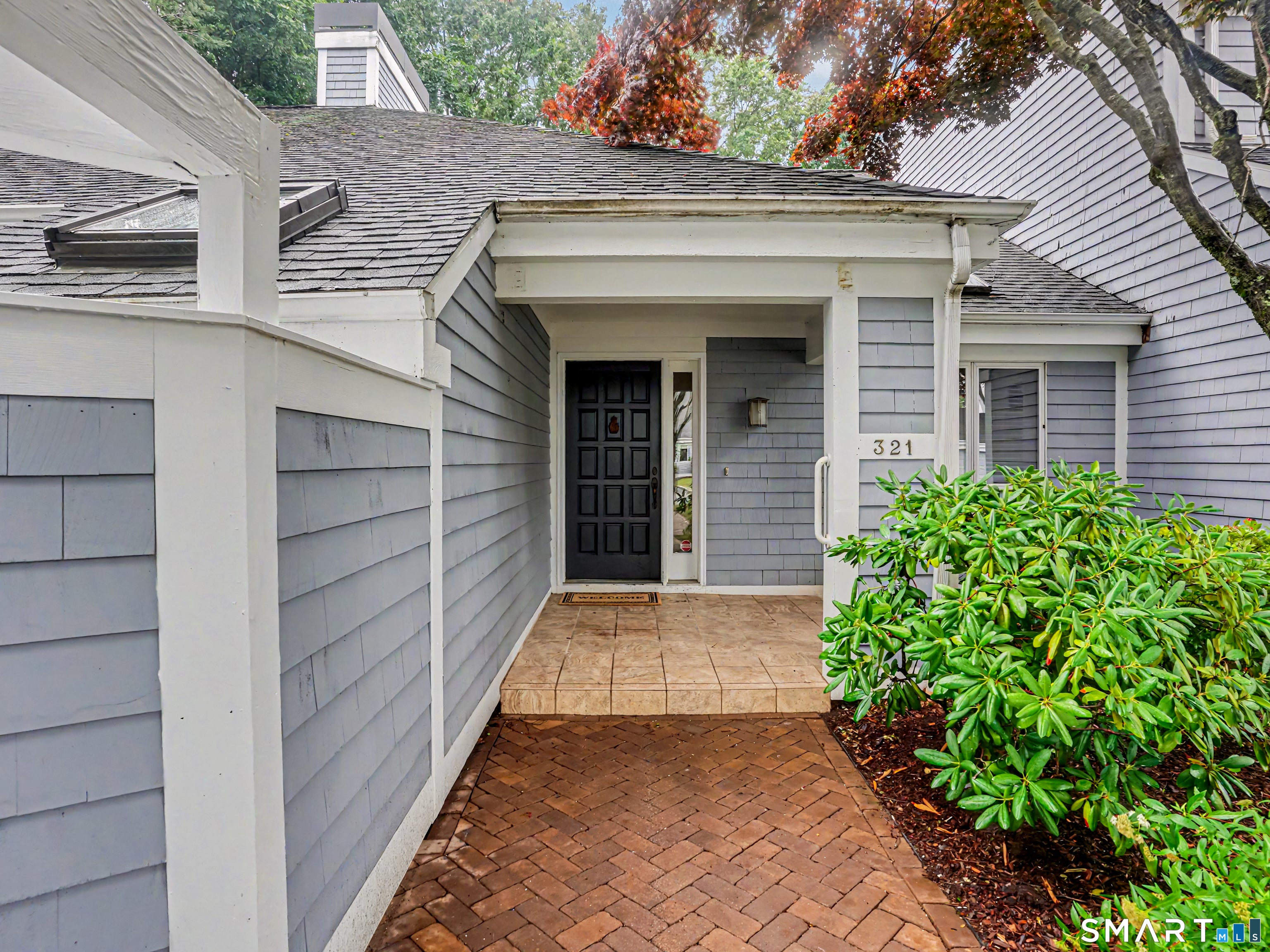 321 Lansdowne