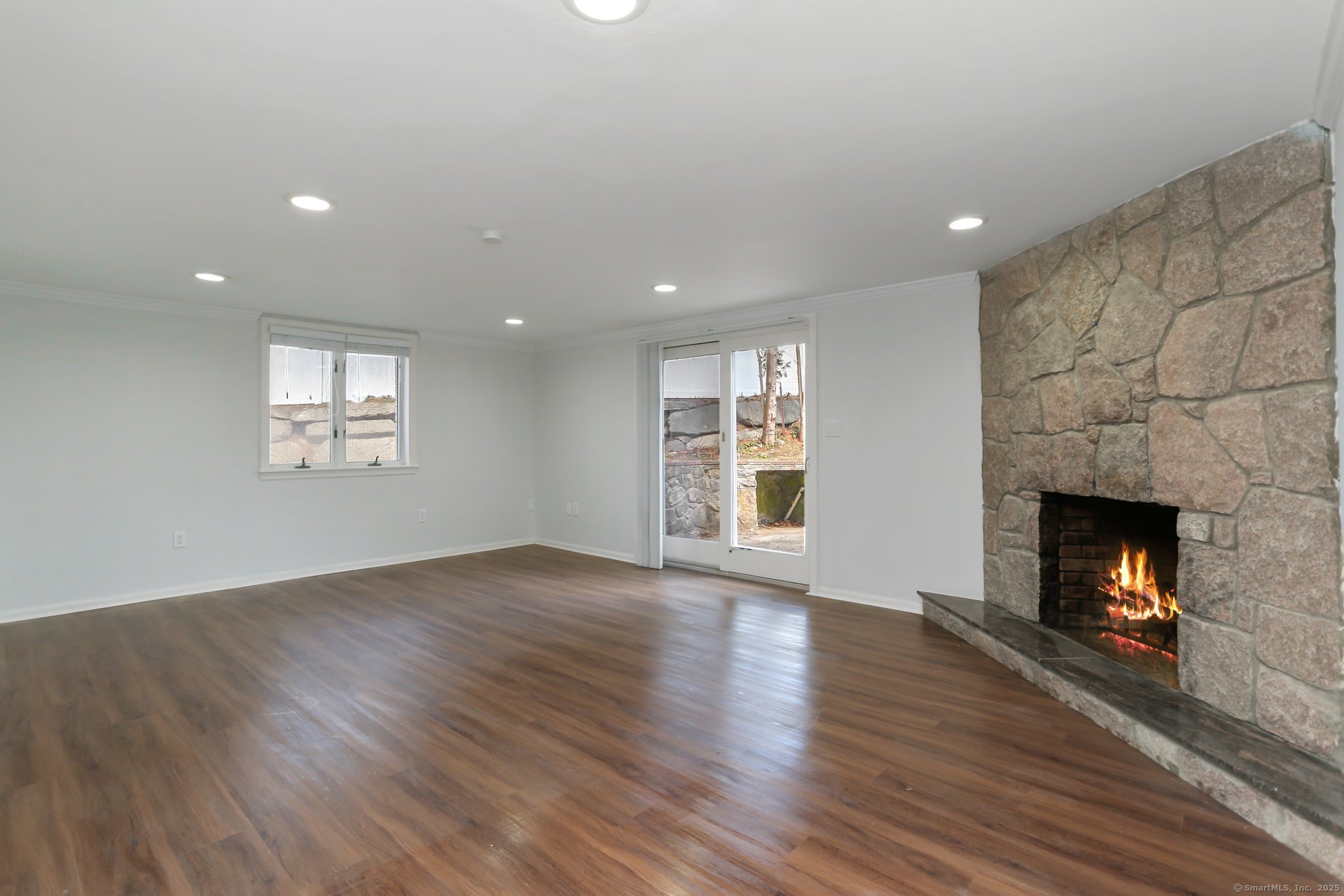 16 Dandy Drive, Greenwich, Connecticut image 24