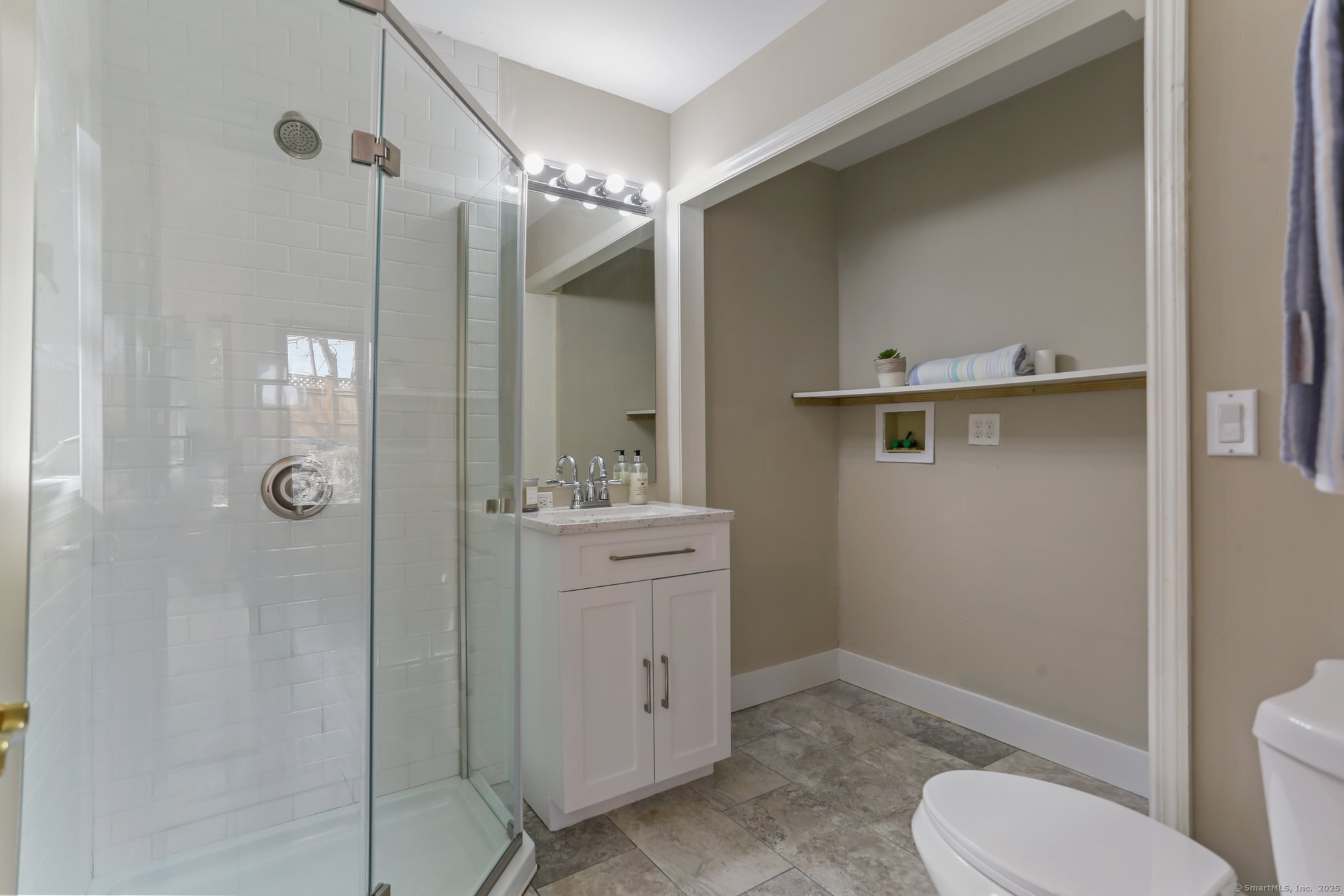 16 Dandy Drive, Greenwich, Connecticut image 19