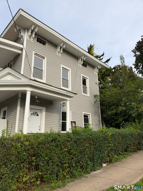 Photo of 164 curtis Street #2R, New Britain, CT 06053 (MLS # 24213944)
