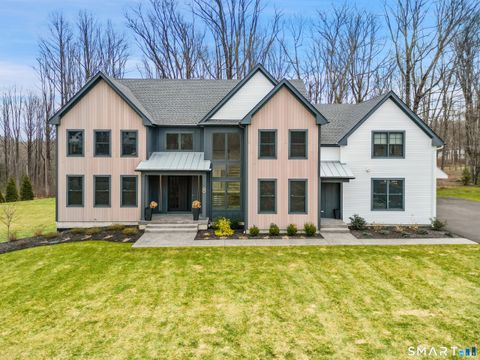 Photo of 8 Holly Lane, Newtown, CT 06482 (MLS # 24163654)